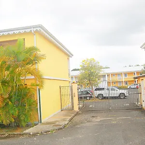 Appartement Joli Rénové à Neuf, Baie-Mahault